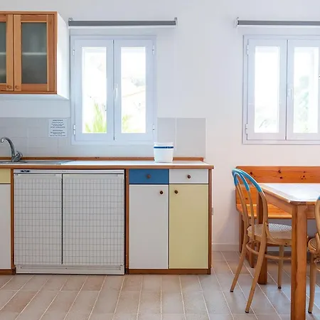 Ξενοδοχείο με διαμερίσματα Iselba 4*